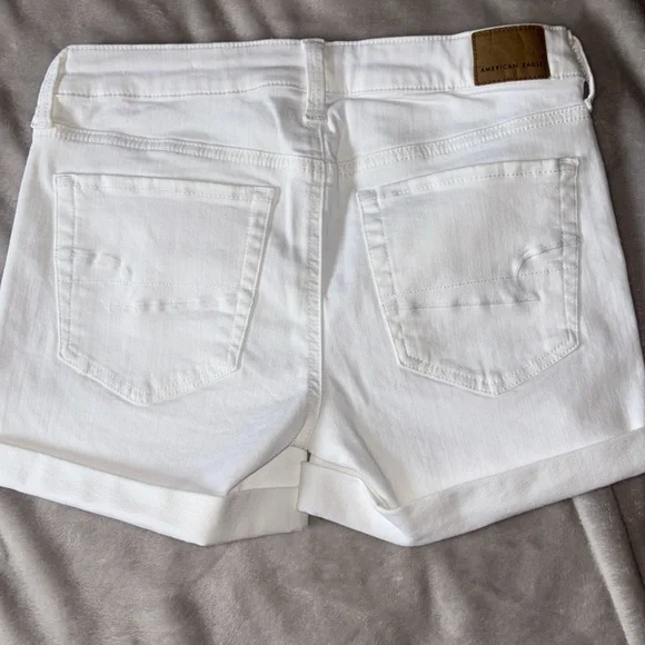 American Eagle Shorts - Picture 6 of 6